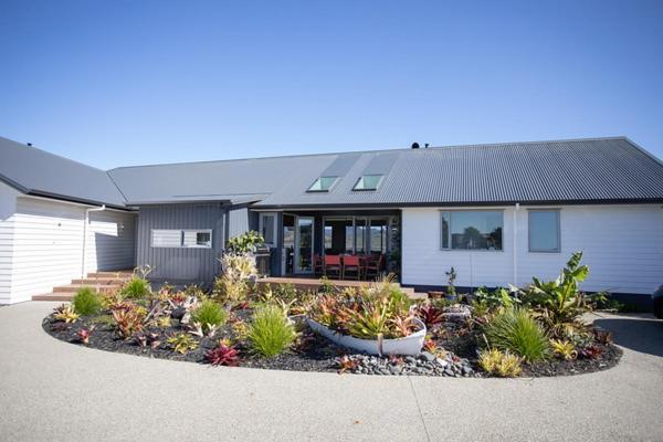 The Matarangi B & B Екстериор снимка